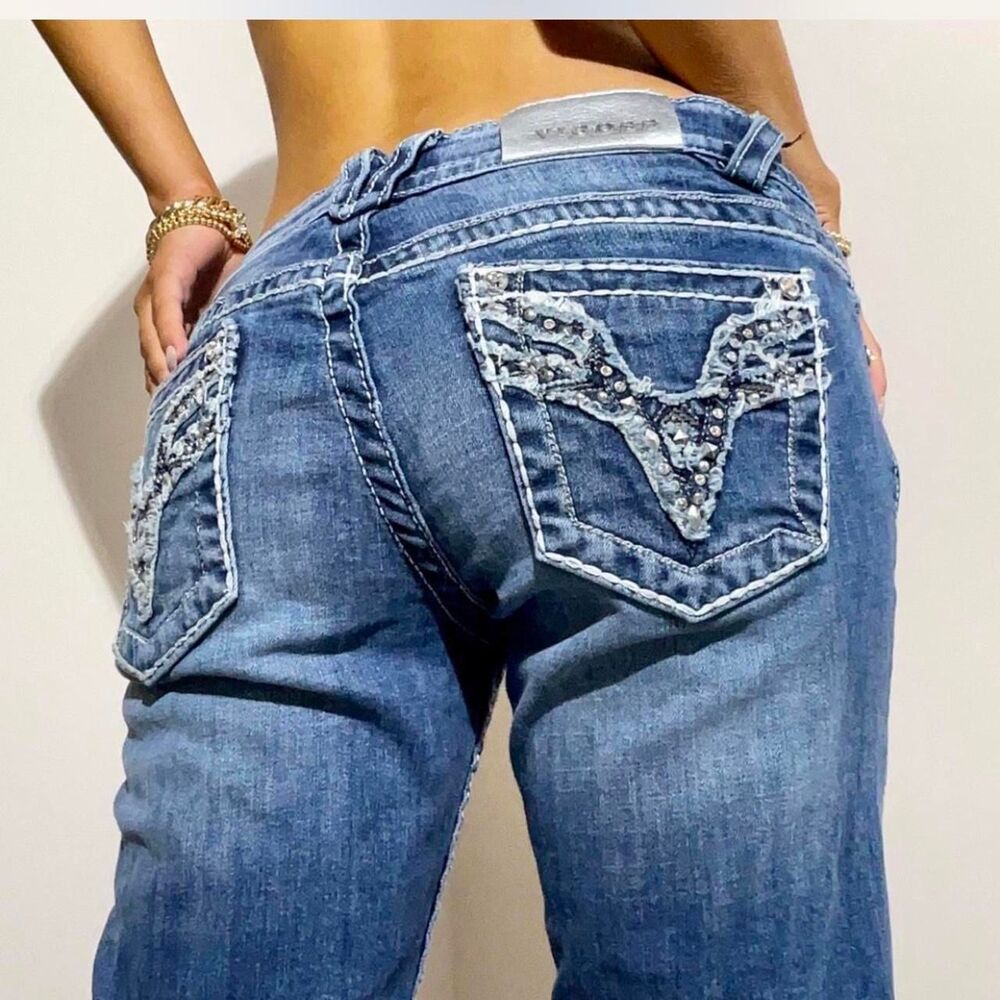 Y2K Vigoss Women's Low Rise Capri Jeans with embroidered pockets Mcbling